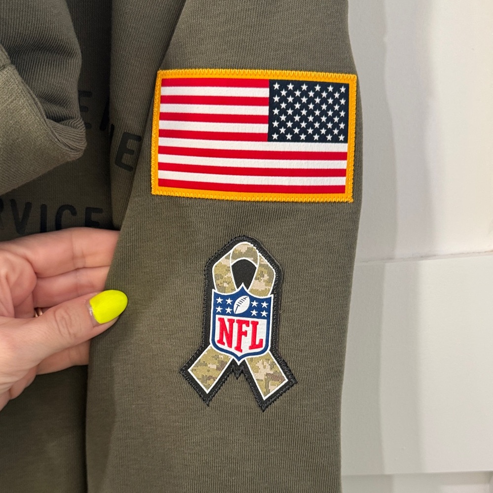 Nike dri-fit NFL Salute to Service Green Military Hoodie USA flag ๐บ๐ธ large NWT - Picture 9 of 12